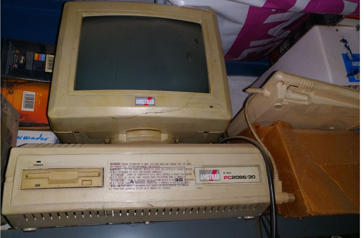 Amstrad PC2086-30.JPG